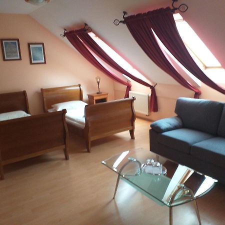 Penzion Scarlet Trencin Exterior photo